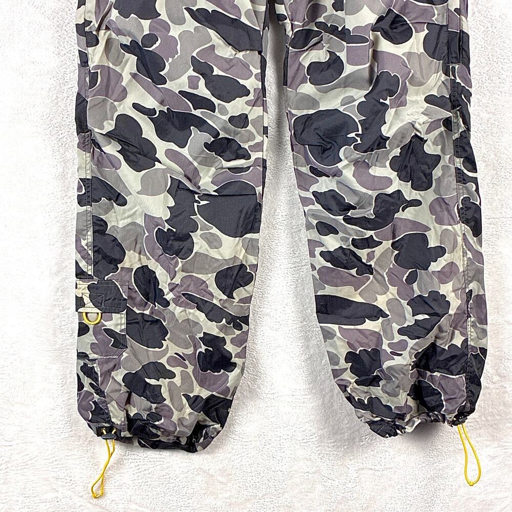 VTG Nylon Parachute Pants Mens 34x34 Gray Duck Camo Lined Baggy Rave Skate 90s - Picture 3 of 12